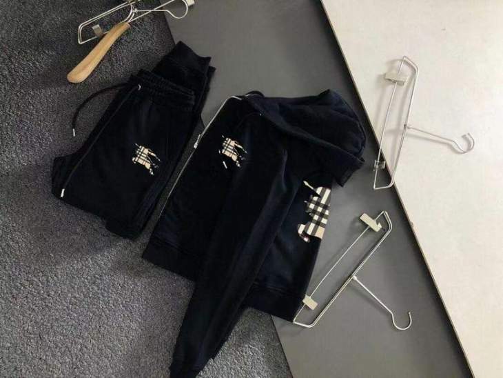 Picture of Burberry Sweater Suits _SKUBurberryM-5XLkdtn17237705